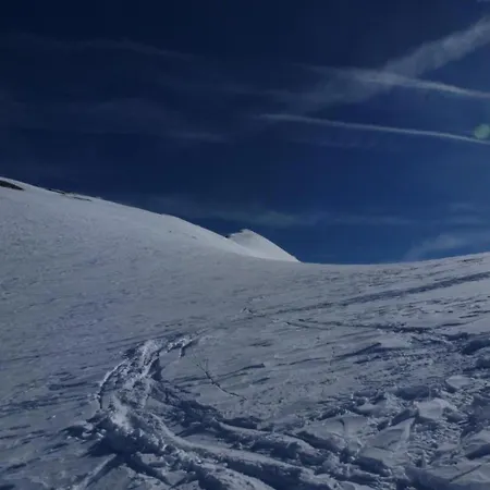 In Les Bains 600m From Skilift *
